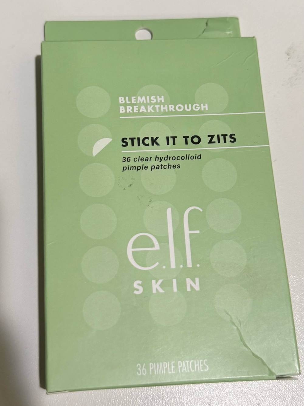 e.l.f. Skin Stick It To Zits Hydrocolloid Pimple Patches - Light Green Packaging